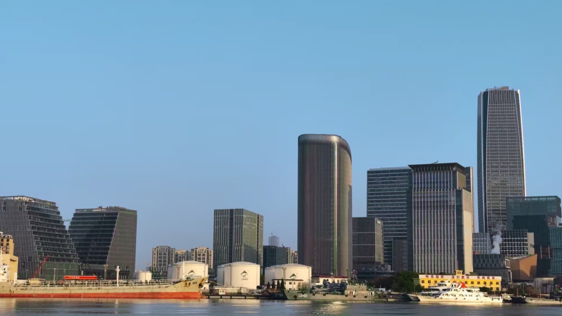 应用 LUT 后预览