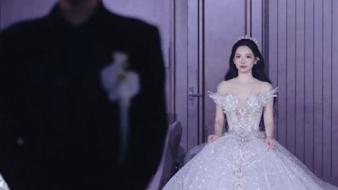 暖粉肤日光人像